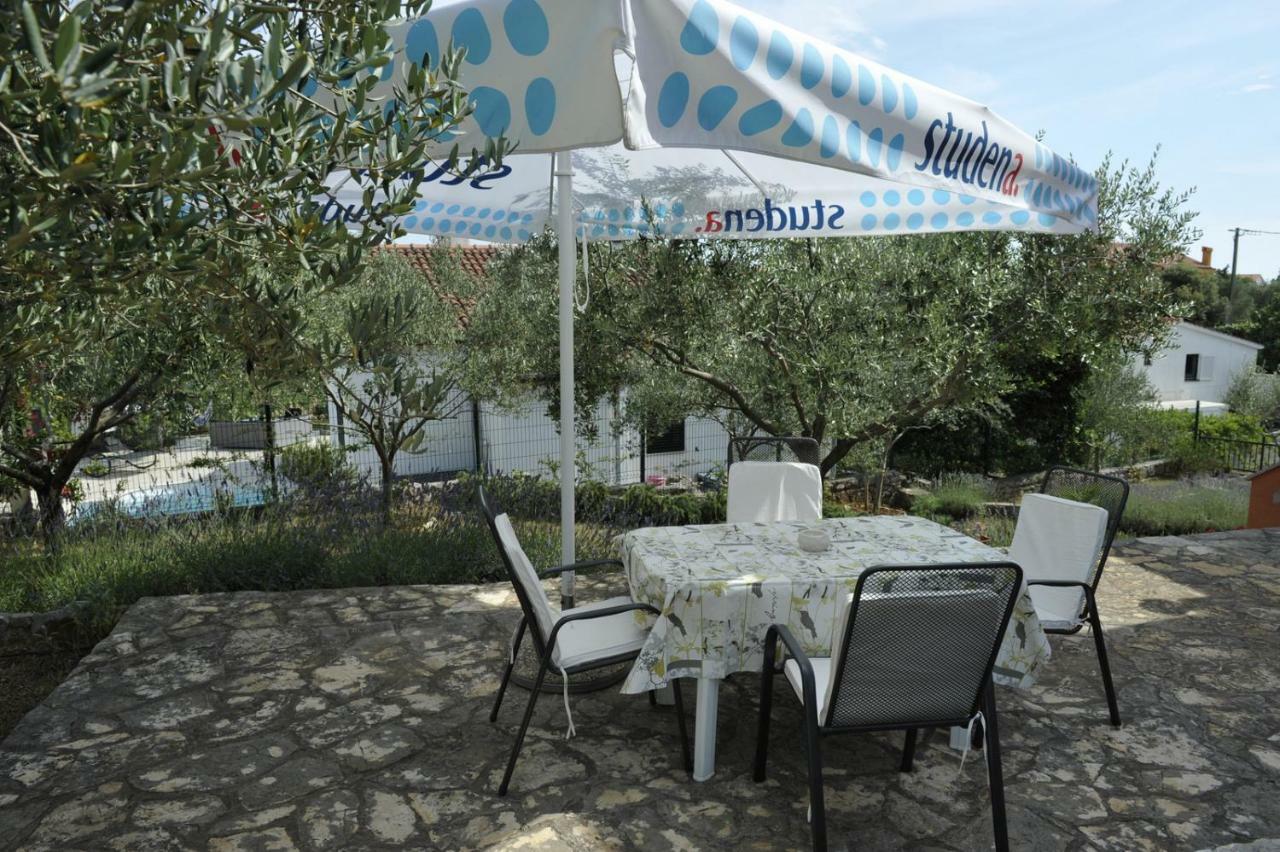 Apartman Branka Kornic Bagian luar foto