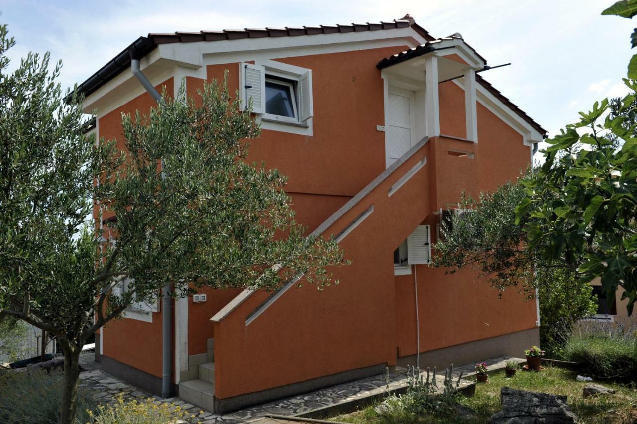Apartman Branka Kornic Bagian luar foto